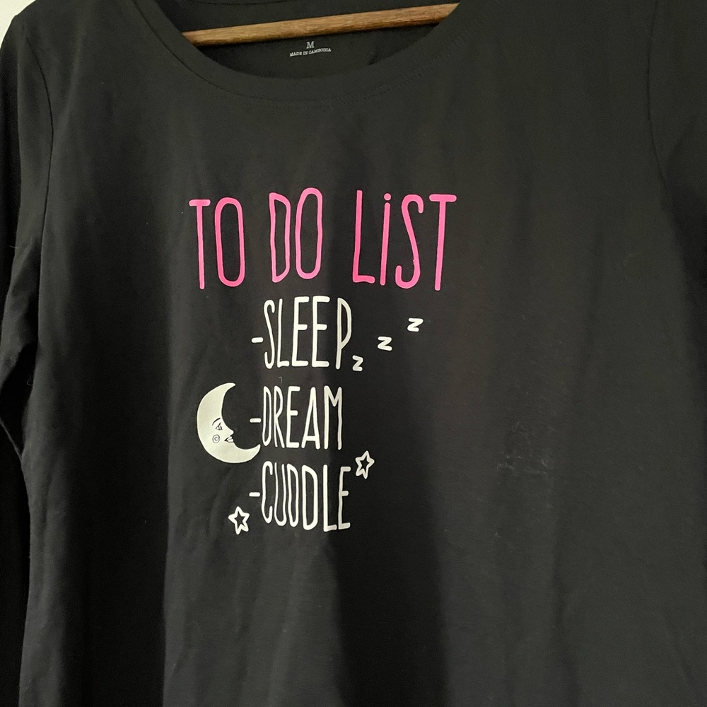 NWT Relativity sleep shirt sleep dream cuddle